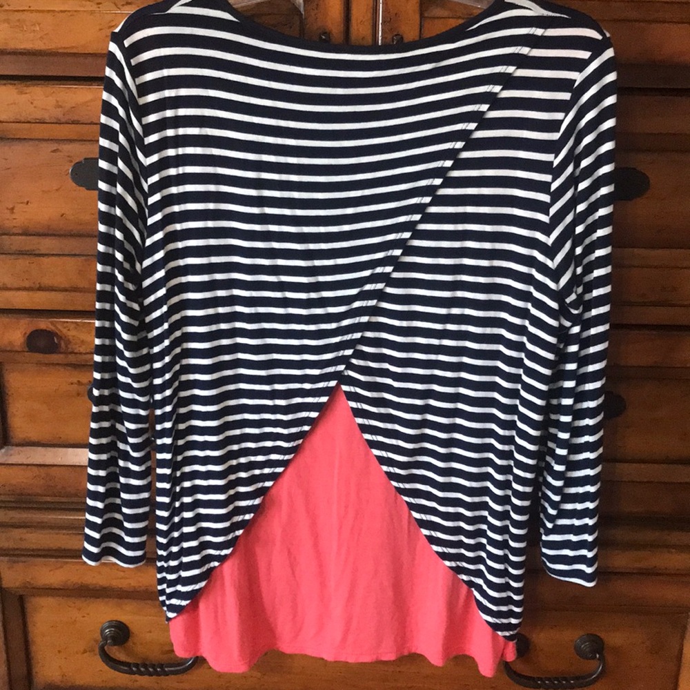 Knit split back top - Picture 3 of 5